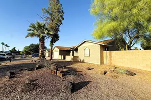 10027 N 34th Ln, Phoenix, AZ 85051 - Photo 3