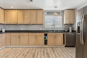 9716 N 55th Ave, Glendale, AZ 85302 - Photo 3