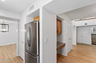 10805 N 9th Pl, Phoenix, AZ 85020 - Photo 9