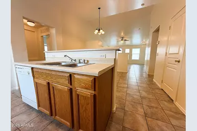 8062 N 109th Drive, Peoria, AZ 85345 - Photo 9