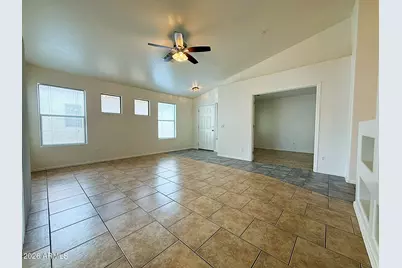 8062 N 109th Drive, Peoria, AZ 85345 - Photo 5