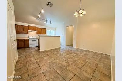 8062 N 109th Drive, Peoria, AZ 85345 - Photo 11
