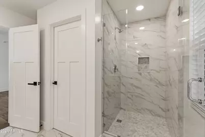 5745 N 13th Place, Phoenix, AZ 85014 - Photo 19