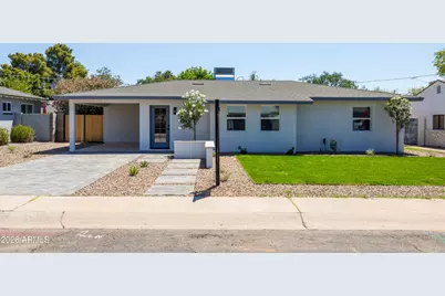 5745 N 13th Place, Phoenix, AZ 85014 - Photo 1