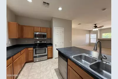 45071 W Yucca Lane, Maricopa, AZ 85139 - Photo 7