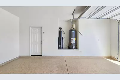 17422 W Superior Avenue, Goodyear, AZ 85338 - Photo 29