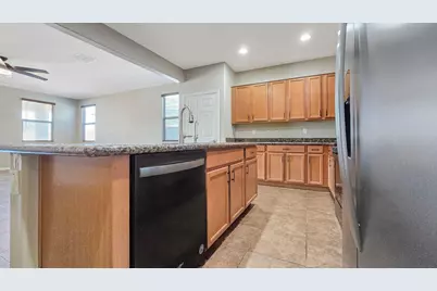 17422 W Superior Avenue, Goodyear, AZ 85338 - Photo 11