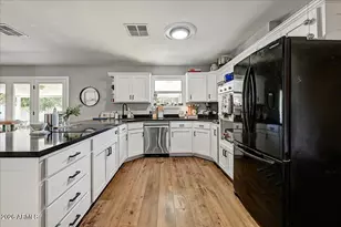 607 W 15th St, Tempe, AZ 85281 - Photo 13