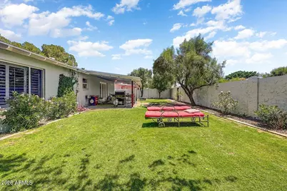 607 W 15th Street, Tempe, AZ 85281 - Photo 27