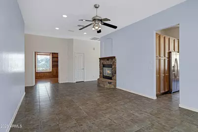26839 N 65th Avenue, Phoenix, AZ 85083 - Photo 9