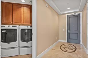 2211 E Camelback Rd, Phoenix, AZ 85016 - Photo 7