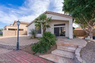 8746 W Lisbon Ln W, Peoria, AZ 85381 - Photo 25