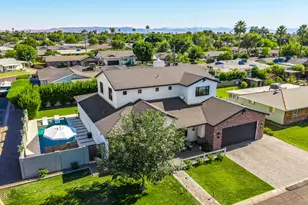 4233 E Fairmount Ave, Phoenix, AZ 85018 - Photo 3