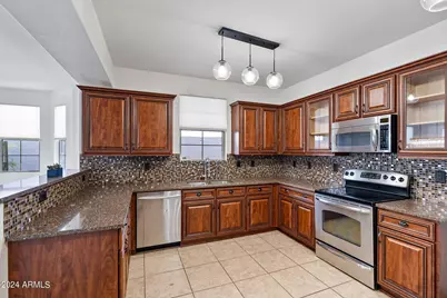 3771 E Kristal Way, Phoenix, AZ 85050 - Photo 15