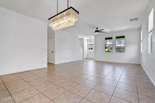 3771 E Kristal Way, Phoenix, AZ 85050 - Photo 7