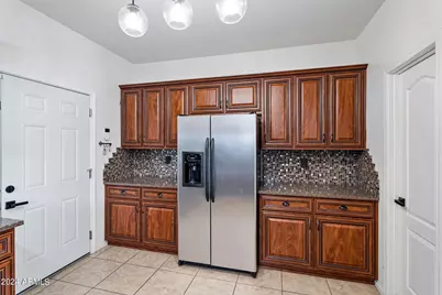 3771 E Kristal Way, Phoenix, AZ 85050 - Photo 17