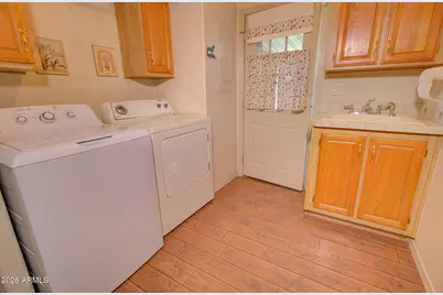 868 W Desert Sky Drive, Casa Grande, AZ 85122 - Photo 25