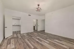 15221 N Clubgate Dr, Scottsdale, AZ 85254 - Photo 9