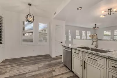 15221 N Clubgate Drive #Unit 1110, Scottsdale, AZ 85254 - Photo 3