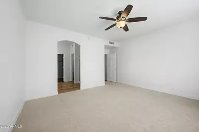 19420 N 83rd Drive, Peoria, AZ 85382 - Photo 9