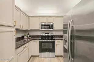 19420 N 83rd Dr, Peoria, AZ 85382 - Photo 9