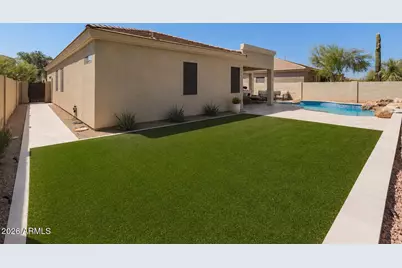 5242 E Herrera Drive, Phoenix, AZ 85054 - Photo 7