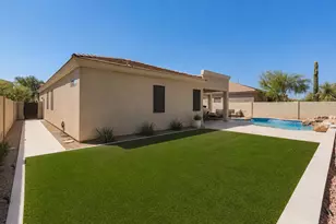 5242 E Herrera Dr, Phoenix, AZ 85054 - Photo 7