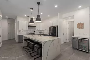 5242 E Herrera Dr, Phoenix, AZ 85054 - Photo 11