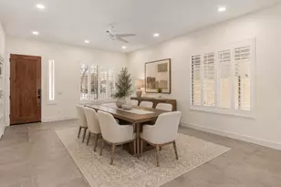 5242 E Herrera Dr, Phoenix, AZ 85054 - Photo 13