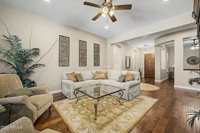 582 W Zion Place, Chandler, AZ 85248 - Photo 3