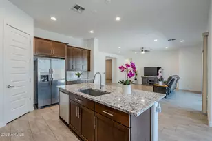 18934 W Sierra St, Surprise, AZ 85388 - Photo 9