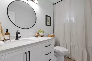 11220 N 15th Ave, Phoenix, AZ 85029 - Photo 19