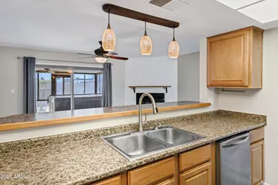 4600 S Dorsey Lane, Tempe, AZ 85282 - Photo 9