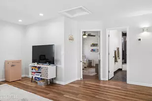 23023 N 21st Wy, Phoenix, AZ 85024 - Photo 21