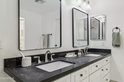 23023 N 21st Way, Phoenix, AZ 85024 - Photo 27