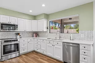 23023 N 21st Wy, Phoenix, AZ 85024 - Photo 15