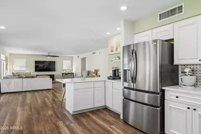 23023 N 21st Way, Phoenix, AZ 85024 - Photo 17