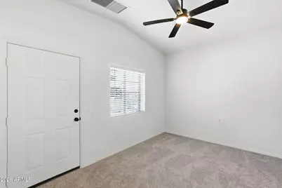 5821 E Calle Magdalena --, Guadalupe, AZ 85283 - Photo 17