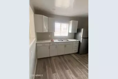 9208 N 10th Street, Phoenix, AZ 85020 - Photo 3