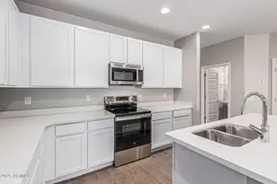 733 E Commonwealth Ave, Chandler, AZ 85225 - Photo 13