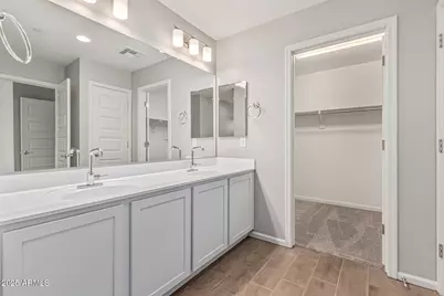 733 E Commonwealth Avenue #27, Chandler, AZ 85225 - Photo 17