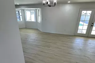1919 W Voltaire Ave, Phoenix, AZ 85029 - Photo 13