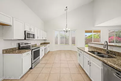 149 E Gail Drive, Gilbert, AZ 85296 - Photo 3