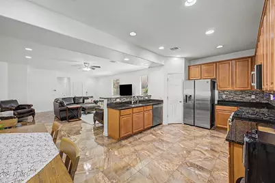 854 E Tekoa Avenue, Gilbert, AZ 85298 - Photo 7