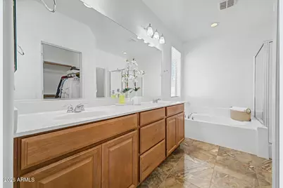 854 E Tekoa Avenue, Gilbert, AZ 85298 - Photo 11