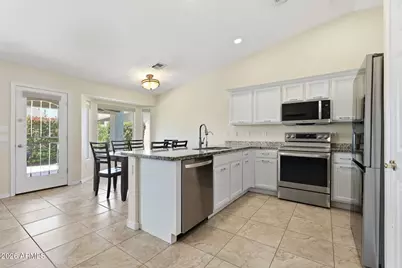 3470 E Gleneagle Place, Chandler, AZ 85249 - Photo 7