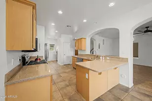 10594 W Lone Cactus Dr, Peoria, AZ 85382 - Photo 15