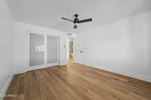 13615 N 18th Dr, Phoenix, AZ 85029 - Photo 27