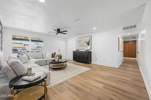 13615 N 18th Dr, Phoenix, AZ 85029 - Photo 9