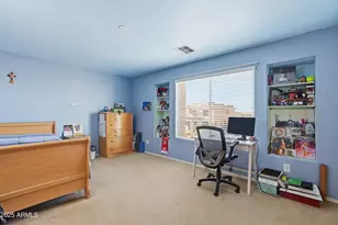 18391 W Port Royale Ln, Surprise, AZ 85388 - Photo 33